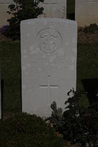 Terlincthun British Cemetery Wimille - Edwards, P