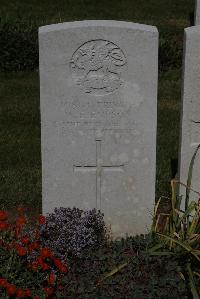 Terlincthun British Cemetery Wimille - Empson, W E