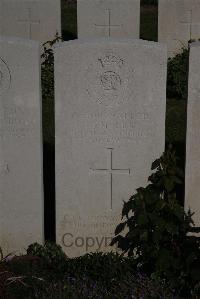 Terlincthun British Cemetery Wimille - Emsley, J