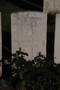 Terlincthun British Cemetery Wimille - English, John