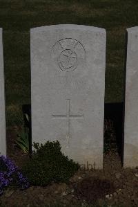 Terlincthun British Cemetery Wimille - Esqmidit, J