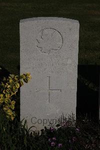 Terlincthun British Cemetery Wimille - Farrington, Harold Lewis