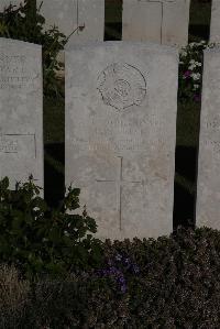 Terlincthun British Cemetery Wimille - Feist, H G