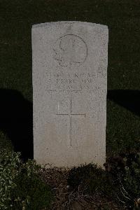 Terlincthun British Cemetery Wimille - Ferris, A