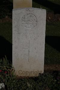 Terlincthun British Cemetery Wimille - Forster, H T