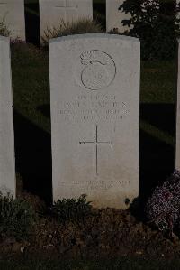 Terlincthun British Cemetery Wimille - Galston, James