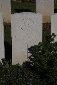 Terlincthun British Cemetery Wimille - Garner, Thomas