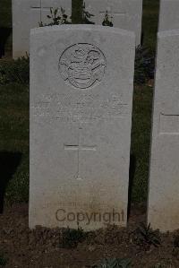 Terlincthun British Cemetery Wimille - Garnett, John Davies