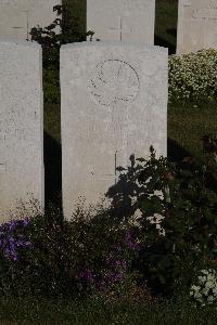 Terlincthun British Cemetery Wimille - Gillis, Hector James