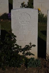 Terlincthun British Cemetery Wimille - Gilmour, Egbert Day