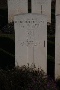 Terlincthun British Cemetery Wimille - Glover, Henry Arthur