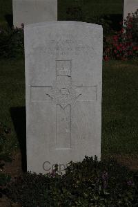 Terlincthun British Cemetery Wimille - Goringe, W E
