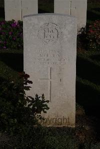 Terlincthun British Cemetery Wimille - Griffin, A