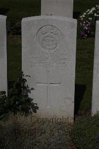 Terlincthun British Cemetery Wimille - Griffiths, John Peter