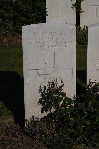 Terlincthun British Cemetery Wimille - Gutteridge, G