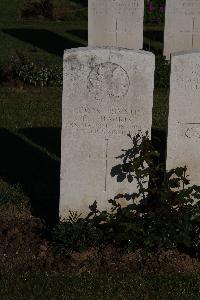 Terlincthun British Cemetery Wimille - Harris, E T