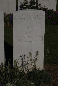 Terlincthun British Cemetery Wimille - Heasman, Frederick William