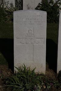 Terlincthun British Cemetery Wimille - Hendry, J