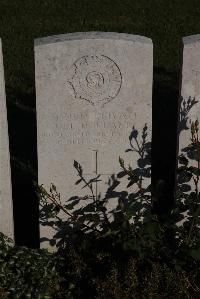 Terlincthun British Cemetery Wimille - Holland, G T