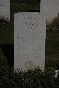 Terlincthun British Cemetery Wimille - Hollingsworth, H