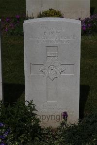 Terlincthun British Cemetery Wimille - Hope, E