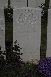 Terlincthun British Cemetery Wimille - Huggins, Charles Frederick
