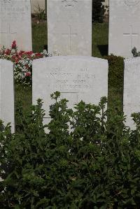 Terlincthun British Cemetery Wimille - Hugh, Andrew