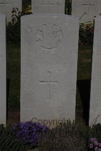 Terlincthun British Cemetery Wimille - Hunt, William James
