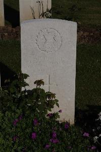 Terlincthun British Cemetery Wimille - Hunter, Albert Richmond