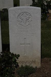 Terlincthun British Cemetery Wimille - Hunter, J
