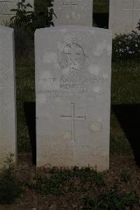 Terlincthun British Cemetery Wimille - Ingram, Edith