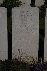 Terlincthun British Cemetery Wimille - Irvine, Robert Hinton
