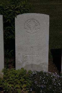Terlincthun British Cemetery Wimille - Johnston, E