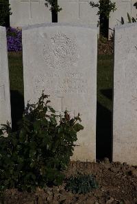 Terlincthun British Cemetery Wimille - Johnston, Henry