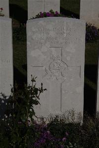 Terlincthun British Cemetery Wimille - Jones, R E