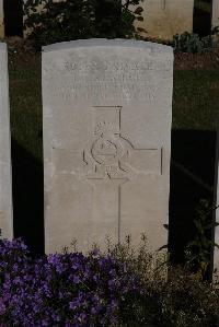 Terlincthun British Cemetery Wimille - Kemble, T T