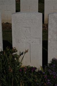 Terlincthun British Cemetery Wimille - Kennah, W