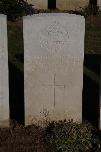 Terlincthun British Cemetery Wimille - Knight, Geoffrey St. John