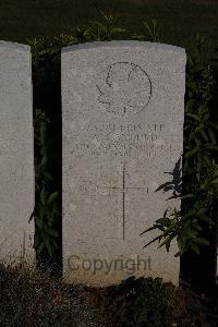 Terlincthun British Cemetery Wimille - Lamburd, W