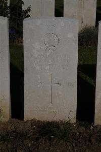 Terlincthun British Cemetery Wimille - Land, Charles Gordon