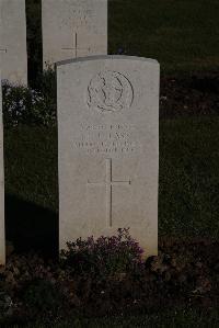 Terlincthun British Cemetery Wimille - Lass, E F