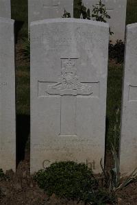 Terlincthun British Cemetery Wimille - Lazenby, James William