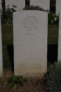 Terlincthun British Cemetery Wimille - Le-Boydre, Phillip Louis