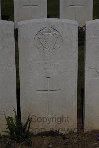 Terlincthun British Cemetery Wimille - Lee, R G