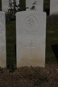 Terlincthun British Cemetery Wimille - Lilburn, F