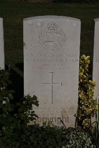 Terlincthun British Cemetery Wimille - Linden, Norman Eric