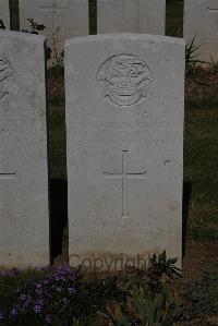 Terlincthun British Cemetery Wimille - Lindsay, Thomas William