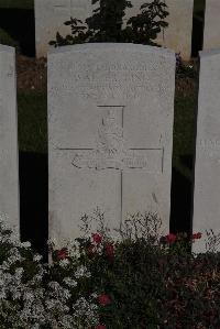 Terlincthun British Cemetery Wimille - Ling, Walter