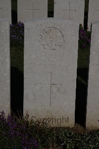 Terlincthun British Cemetery Wimille - Lister, Charles Roy