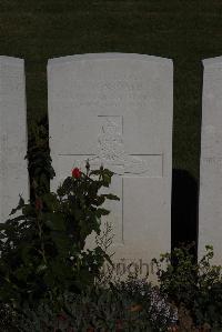 Terlincthun British Cemetery Wimille - Lonsdale, Edward